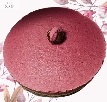 Cheescake de frambuesa vegana raw Descubre nuestra obra maestra: la tarta Cheesecake vegana de frambuesa sin cocinar de ZAK Mallorca, una experiencia celestial para tus sentidos. Elaborada con almenCheescake de frambuesa vegana raw